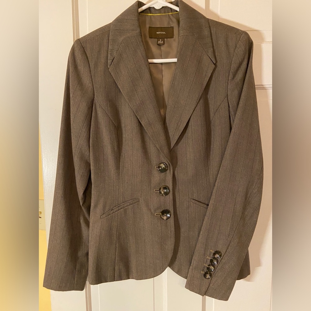 Merona brown suit  (blazer and skirt), size 4